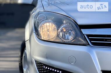 Універсал Opel Astra 2008 в 