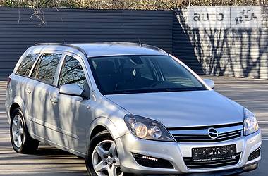 Універсал Opel Astra 2008 в 