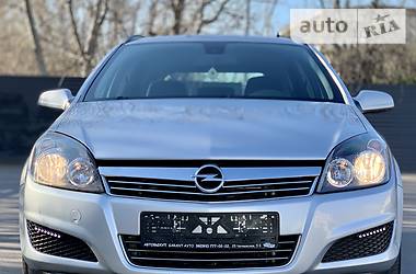 Універсал Opel Astra 2008 в 