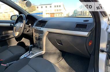 Універсал Opel Astra 2008 в 