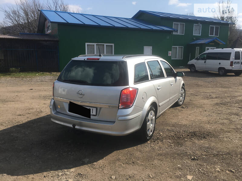 Універсал Opel Astra 2008 в Сколе