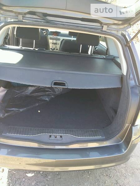 Універсал Opel Astra 2009 в Києві