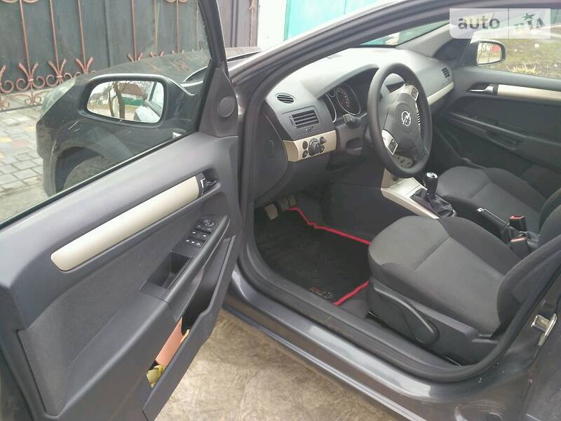 Універсал Opel Astra 2009 в Києві