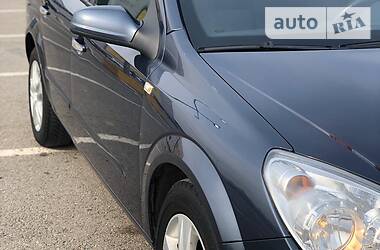 Універсал Opel Astra 2009 в 