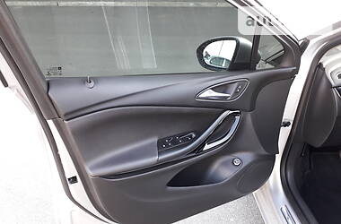 Універсал Opel Astra 2016 в 