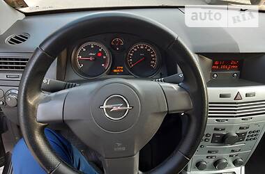 Універсал Opel Astra 2010 в 