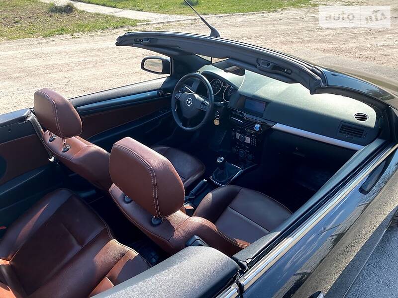 Кабріолет Opel Astra 2007 в Житомирі