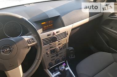 Универсал Opel Astra 2007 в 