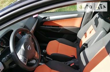 Універсал Opel Astra 2006 в 