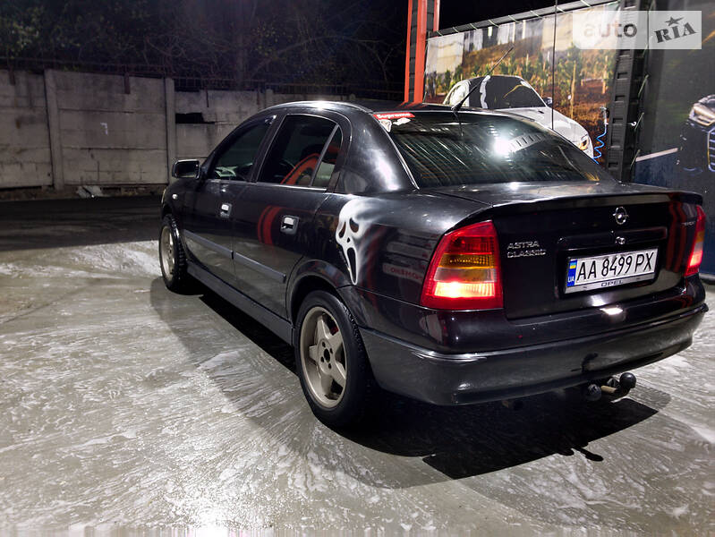 Седан Opel Astra 2006 в Нежине