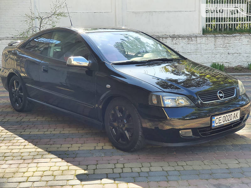 Купе Opel Astra 2004 в Чернівцях