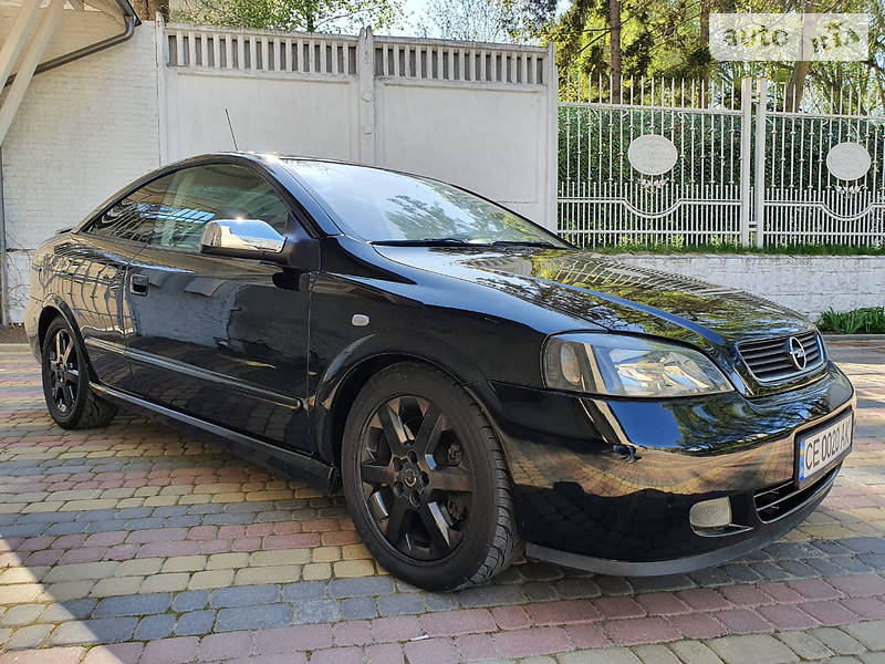 Купе Opel Astra 2004 в Чернівцях