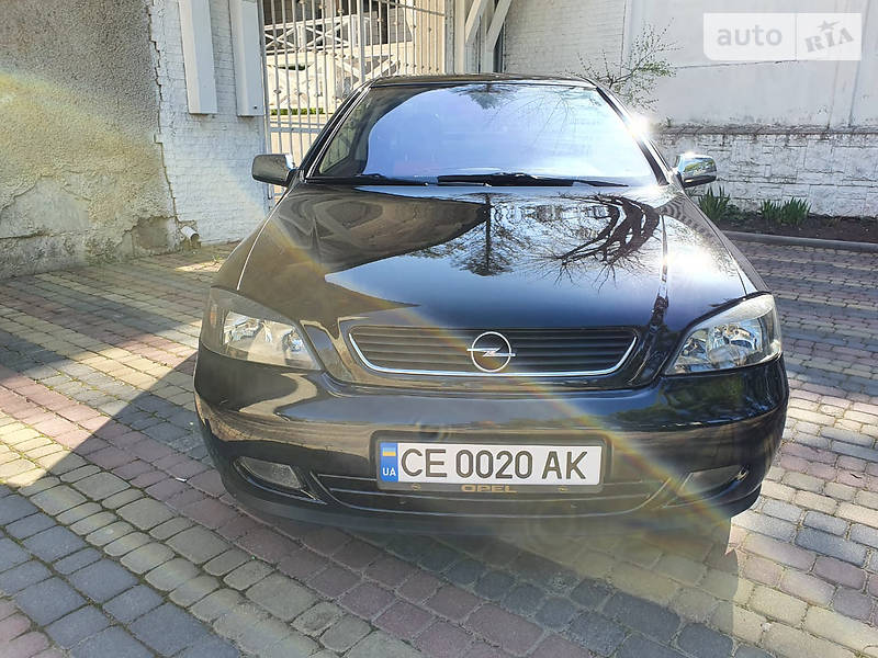 Купе Opel Astra 2004 в Чернівцях