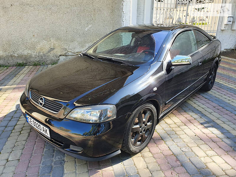 Купе Opel Astra 2004 в Чернівцях