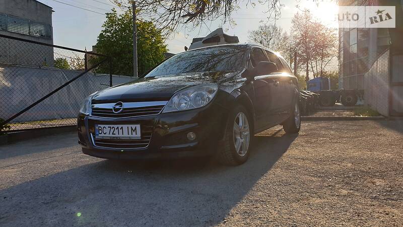Універсал Opel Astra 2009 в 