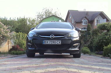 Седан Opel Astra 2014 в Хмельницком