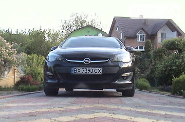 Седан Opel Astra 2014 в Хмельницькому