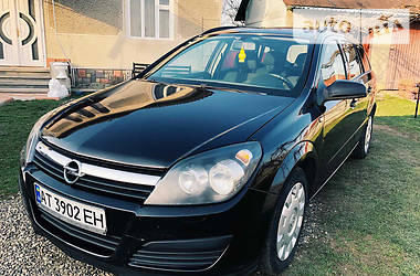 Универсал Opel Astra 2006 в Кицмани