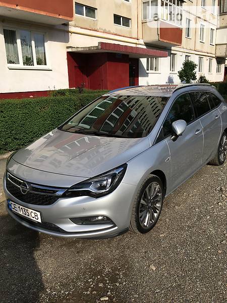 Універсал Opel Astra 2016 в Чернівцях