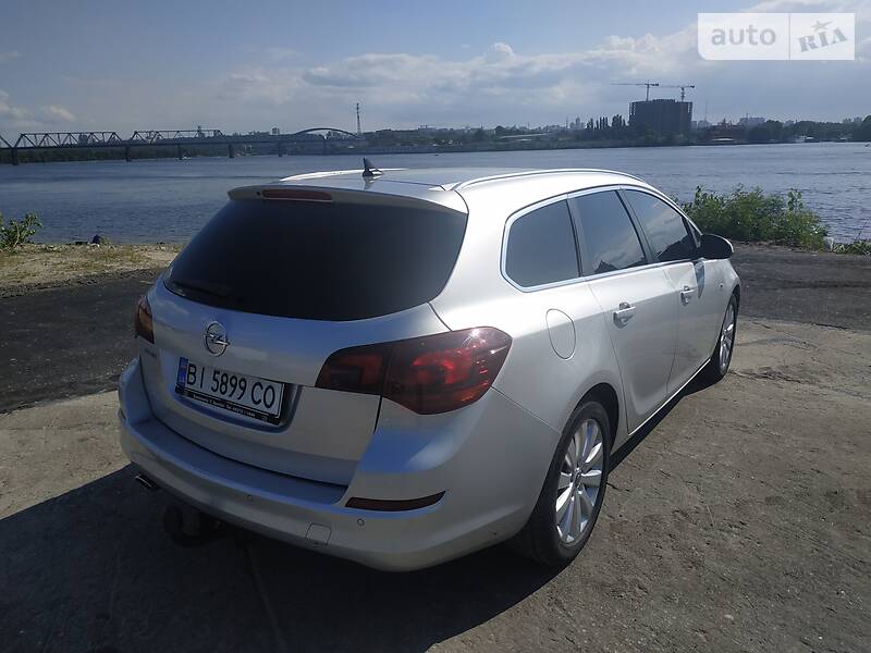 Універсал Opel Astra 2012 в Лубнах фото 10 Універсал Opel Astra 2012 в Лубнах