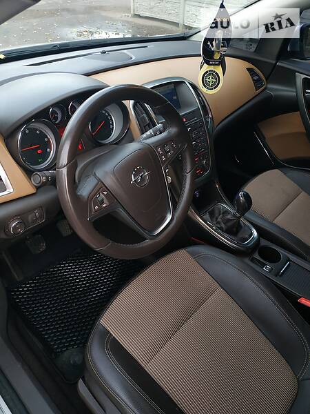 Універсал Opel Astra 2012 в Лубнах фото 20 Універсал Opel Astra 2012 в Лубнах