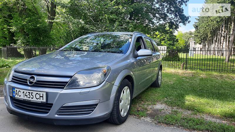 Универсал Opel Astra 2004 в Луцке