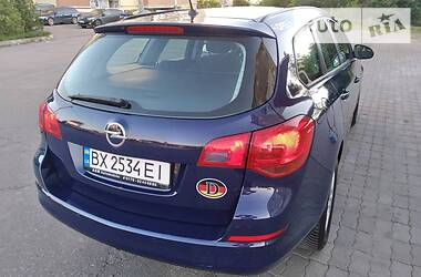 Универсал Opel Astra 2011 в Хмельницком