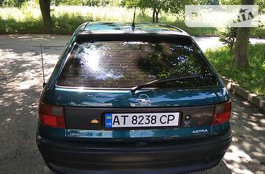 Хэтчбек Opel Astra 1995 в Богородчанах