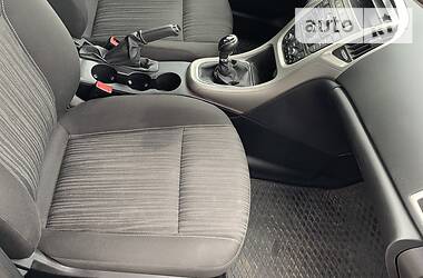 Універсал Opel Astra 2011 в 