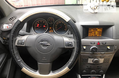 Хэтчбек Opel Astra 2006 в Камне-Каширском