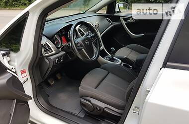 Універсал Opel Astra 2011 в 