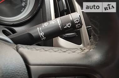 Універсал Opel Astra 2011 в 