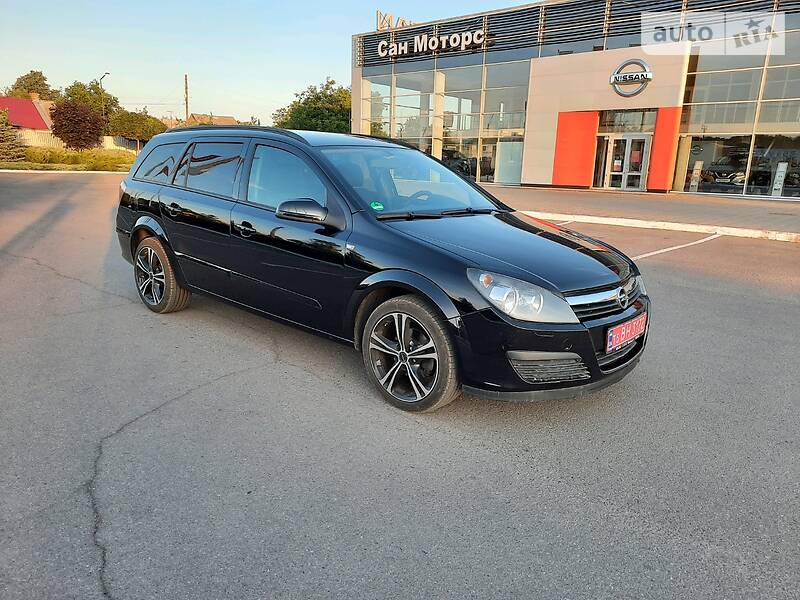 Універсал Opel Astra 2006 в Полтаві