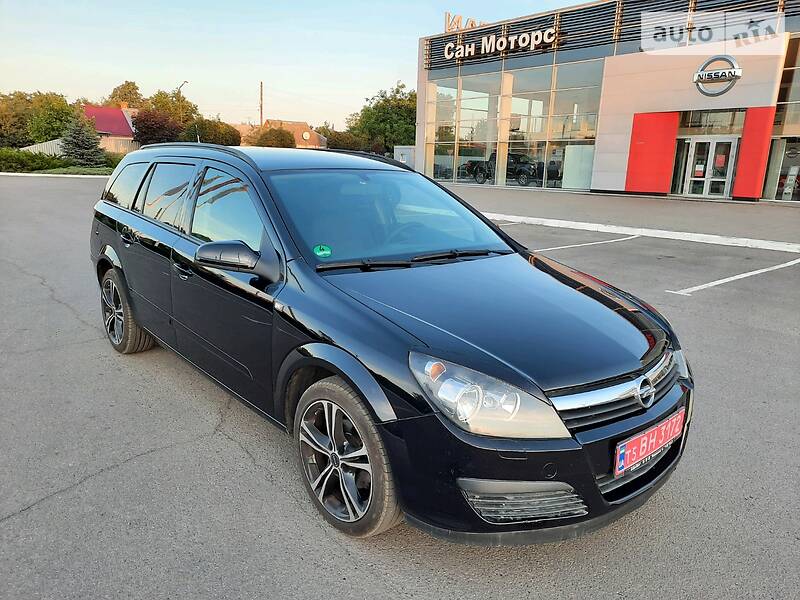 Універсал Opel Astra 2006 в Полтаві