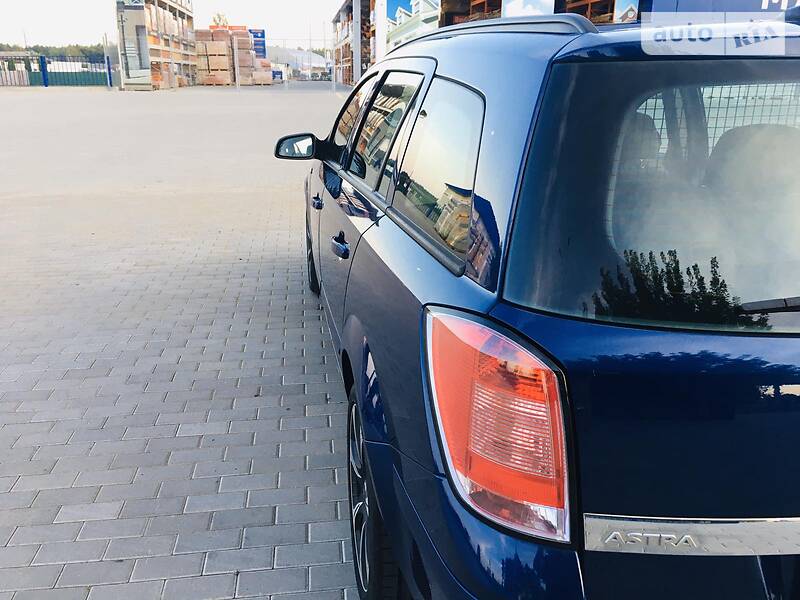 Универсал Opel Astra 2009 в Ковеле
