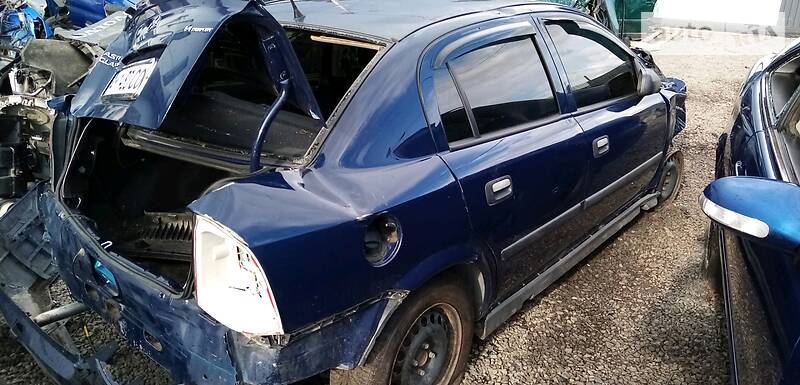 Седан Opel Astra 2007 в Сарнах