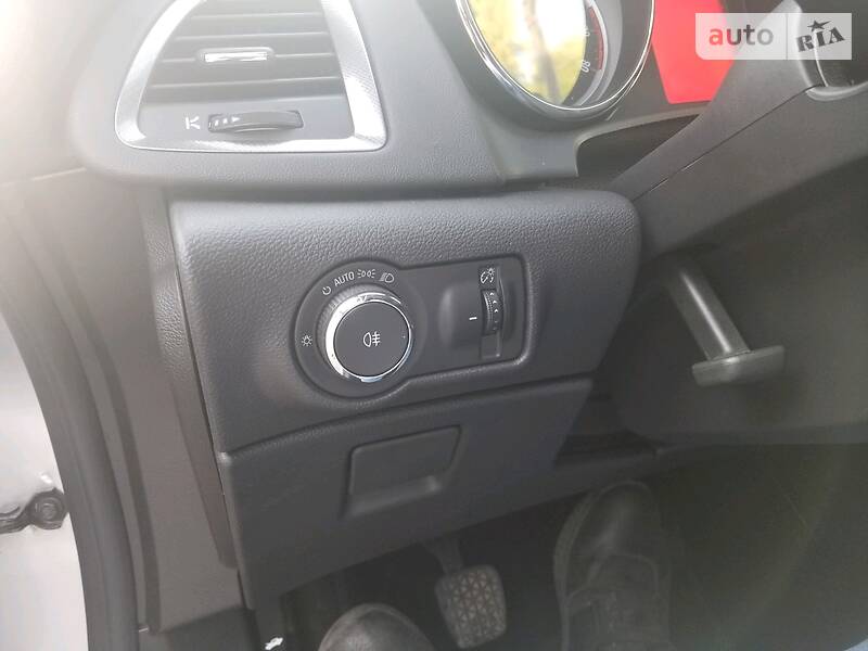 Хэтчбек Opel Astra 2011 в Львове