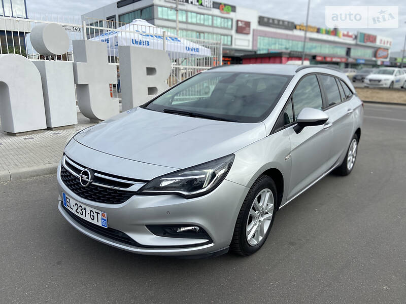 Універсал Opel Astra 2017 в 