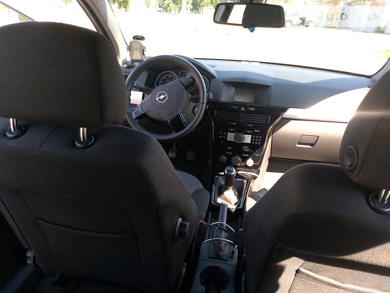 Универсал Opel Astra 2010 в Чернигове фото 6 Универсал Opel Astra 2010 в Чернигове