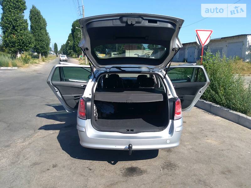 Универсал Opel Astra 2010 в Чернигове фото 7 Универсал Opel Astra 2010 в Чернигове