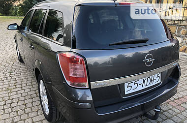 Універсал Opel Astra 2009 в 