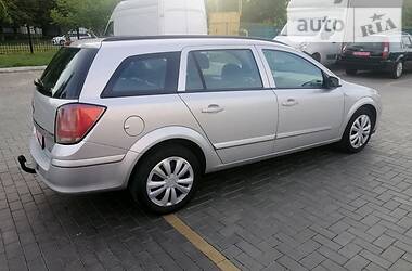 Универсал Opel Astra 2005 в 