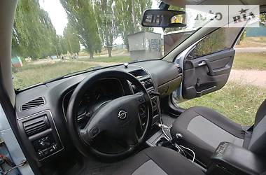 Седан Opel Astra 2004 в Шостке
