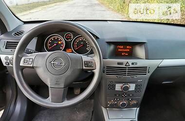 Универсал Opel Astra 2006 в Житомире