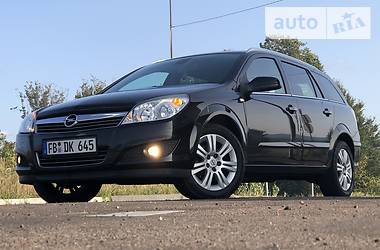 Универсал Opel Astra 2008 в Дрогобыче