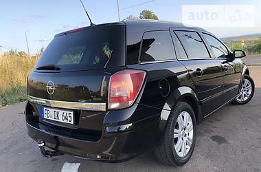 Универсал Opel Astra 2008 в Дрогобыче