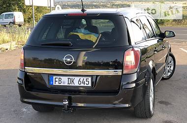 Универсал Opel Astra 2008 в Дрогобыче