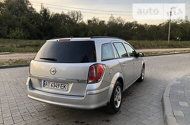 Универсал Opel Astra 2006 в Ивано-Франковске