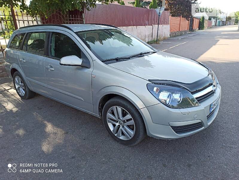 Универсал Opel Astra 2005 в Житомире