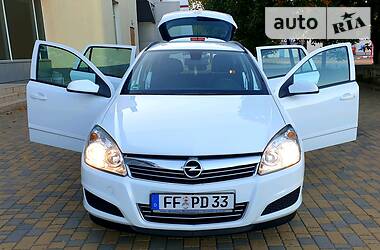 Универсал Opel Astra 2009 в Одессе